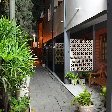ホテルResidencial Flamingo ボンビーニャス エクステリア 写真