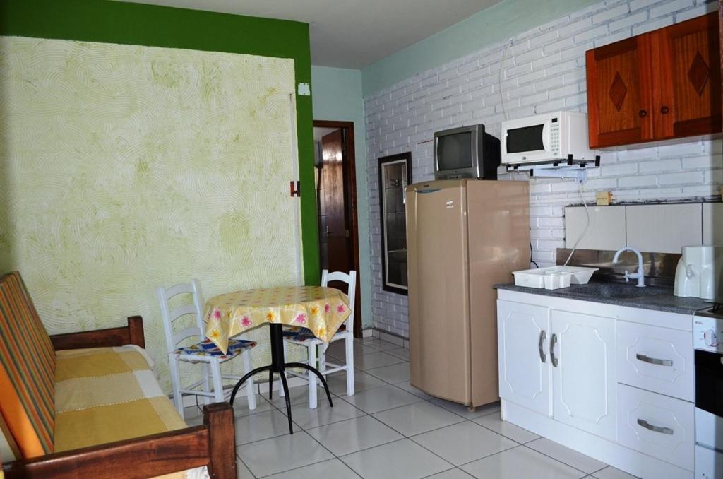 ホテルResidencial Flamingo ボンビーニャス 部屋 写真