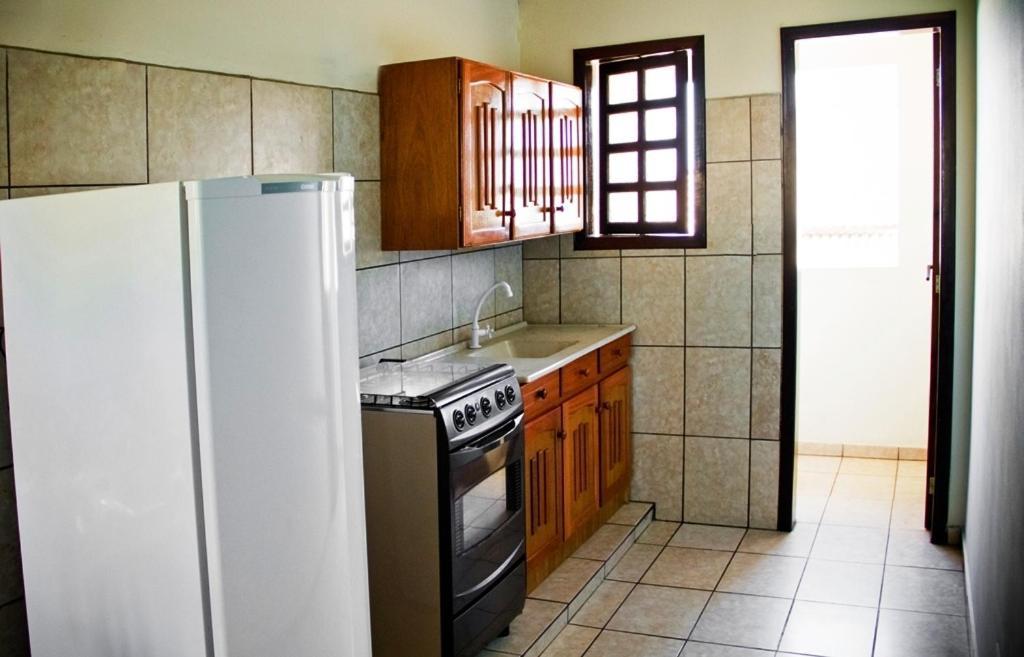 ホテルResidencial Flamingo ボンビーニャス 部屋 写真